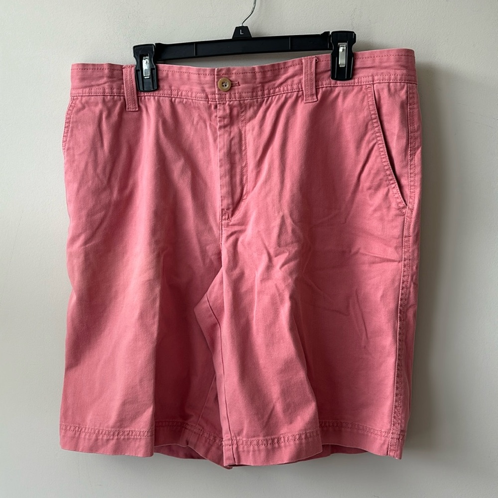 Izod salmon pink flat front shorts men size 36” x 10.5”